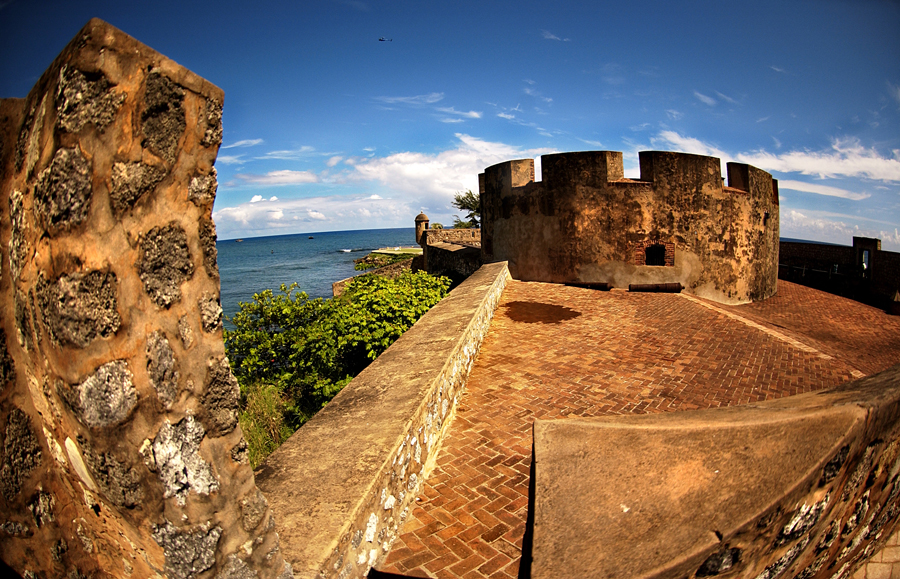 La Fortaleza San Felipe en Puerto Plata constituye una de las estructuras militares coloniales españolas más importantes del Caribe.