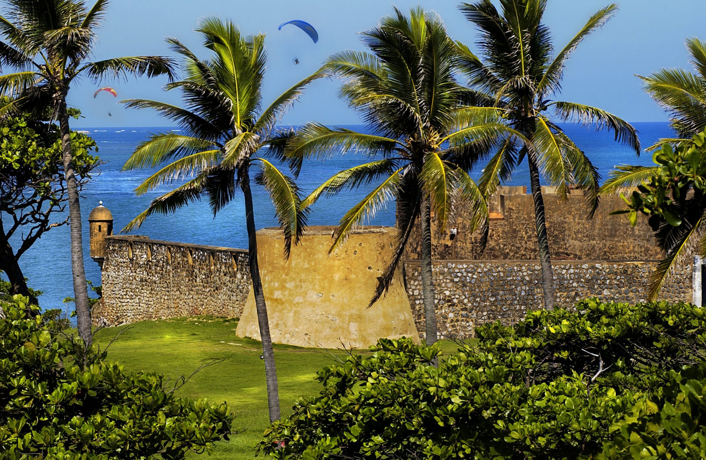 La Fortaleza San Felipe en Puerto Plata constituye una de las estructuras militares coloniales españolas más importantes del Caribe.