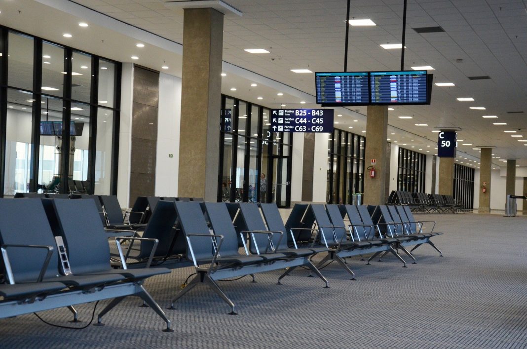 aeropuerto vacío