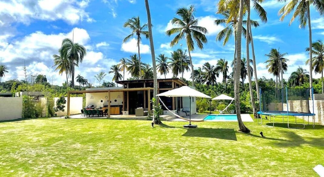 Cabrera Lodge está inspirado en el concepto boutique garantizando un trato excluisivo desde la reserva para sentirse como en casa.