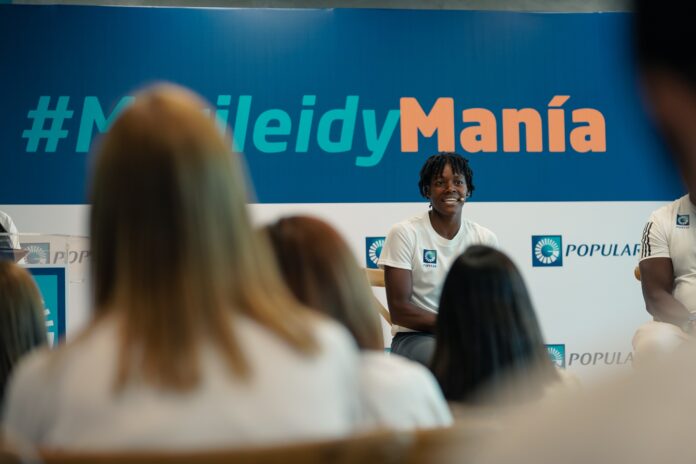 BPD00811 La medallista olímpica Marileidy Paulino. La firma de Marileidy Paulino como embajadora de marca del Popular ocurre dentro de la participación del banco como socio fundador de la alianza Creando Sueños Olímpicos (CRESO),