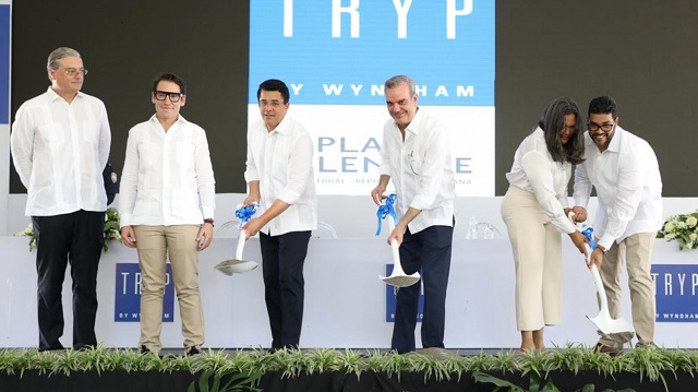 Presidente Abinader encabeza primer palazo de Tryp by Wyndham Playa Palenque con inversión de unos USD 20 millones