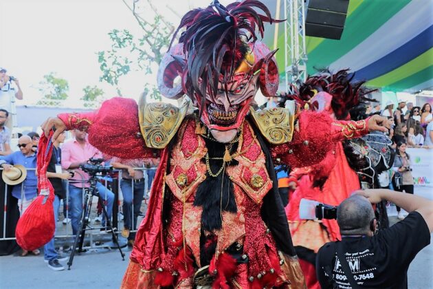 Museo del Carnaval Vegano.. Diablos cojuelos del Carnaval Vegano.