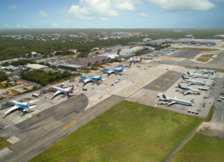 Aeropuerto de Punta Cana implementa la inteligencia artificial para combatir el contrabando El Aeropuerto de Punta Cana recibe millones de pasajeros internacionales cada año y es considerado una de las principales puertas de entrada aérea a República Dominicana.