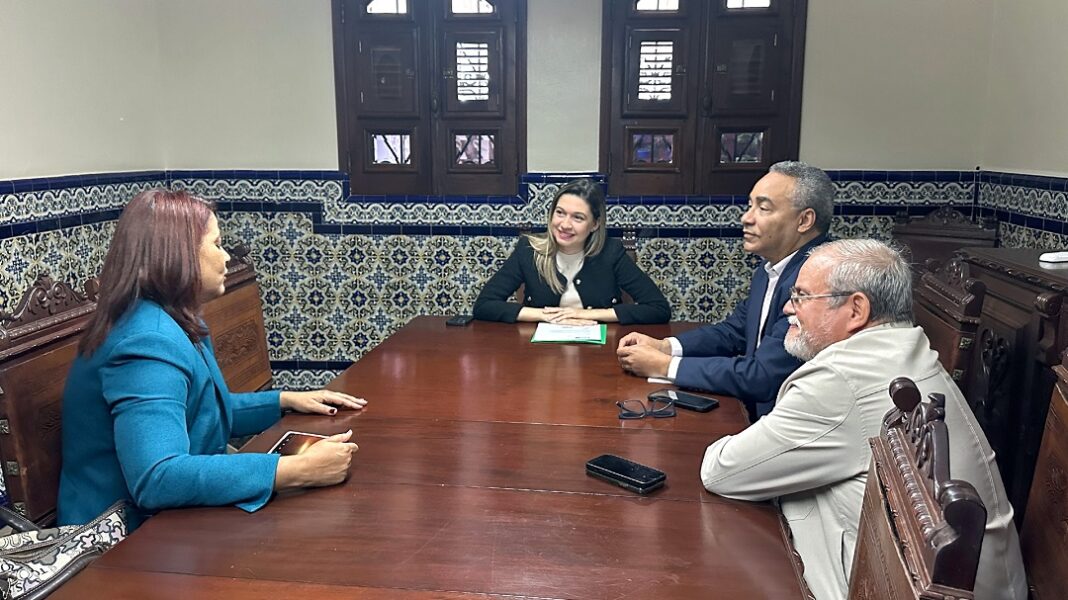 Yenny Polanco, Marianna Vargas Gurilieva, Severo Rivera y Alfonso Quiñones