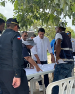 David Collado inspecciona trabajos en Verón, Bávaro