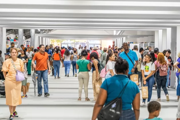 Este lunes 28 de agosto la XXV Feria Internacional del Libro 2023 continúa con presentaciones de libros, charlas, exposiciones, cine y conferencias