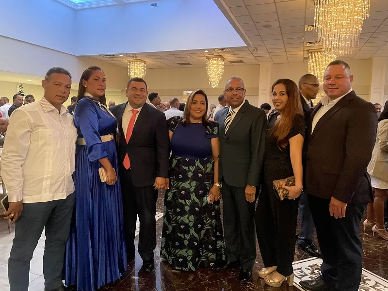 Los promotores del proyecto que se levanta en el malecón de Puerto Plata asistieron al encuentro de puertoplateños residentes en EEUU