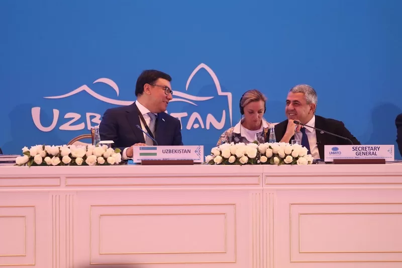 Samarkanda, Uzbekistan, como anfitriones, propusieron la extensión del mandato de Zurab Pololikashvilli como secretario general de la OMT.