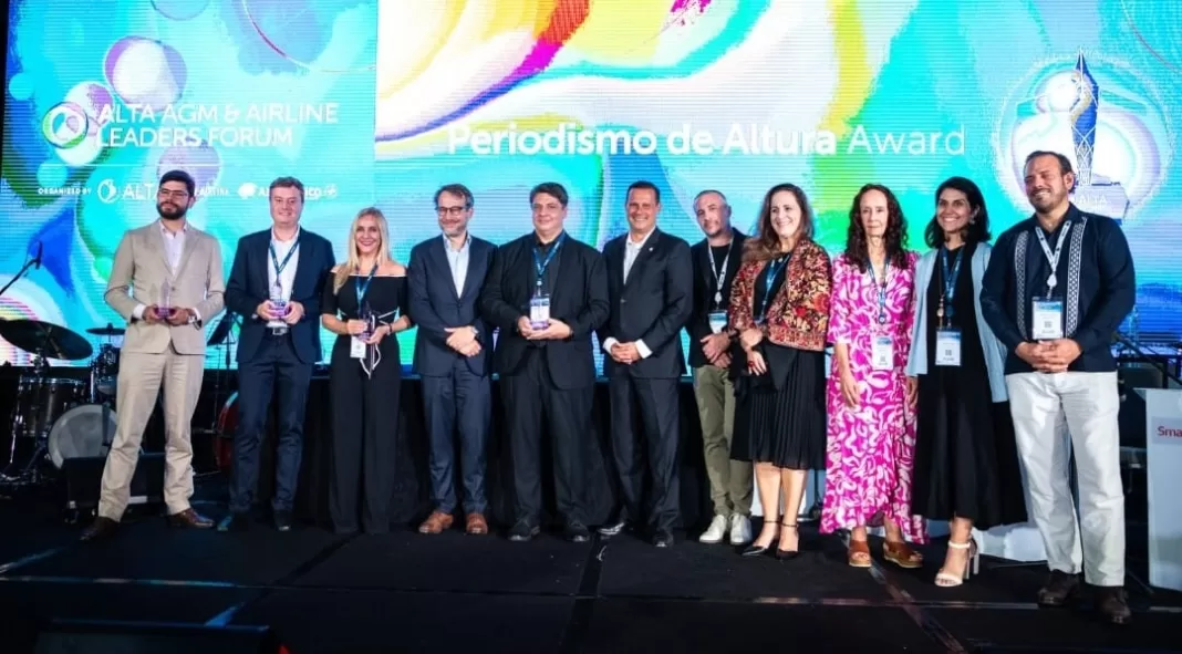 Los 4 artículos seleccionados compitieron en las categorías de prensa general y especializada en medios impresos y en línea, cubriendo los temas de ESG y competitividad.