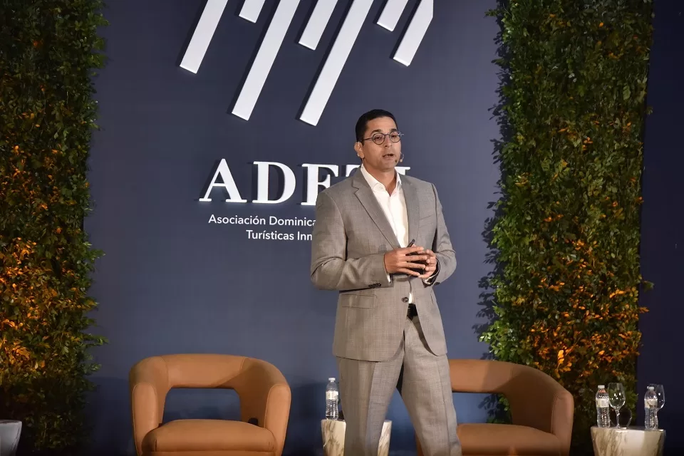 Jorge Subero Medina presidente de Adeti.