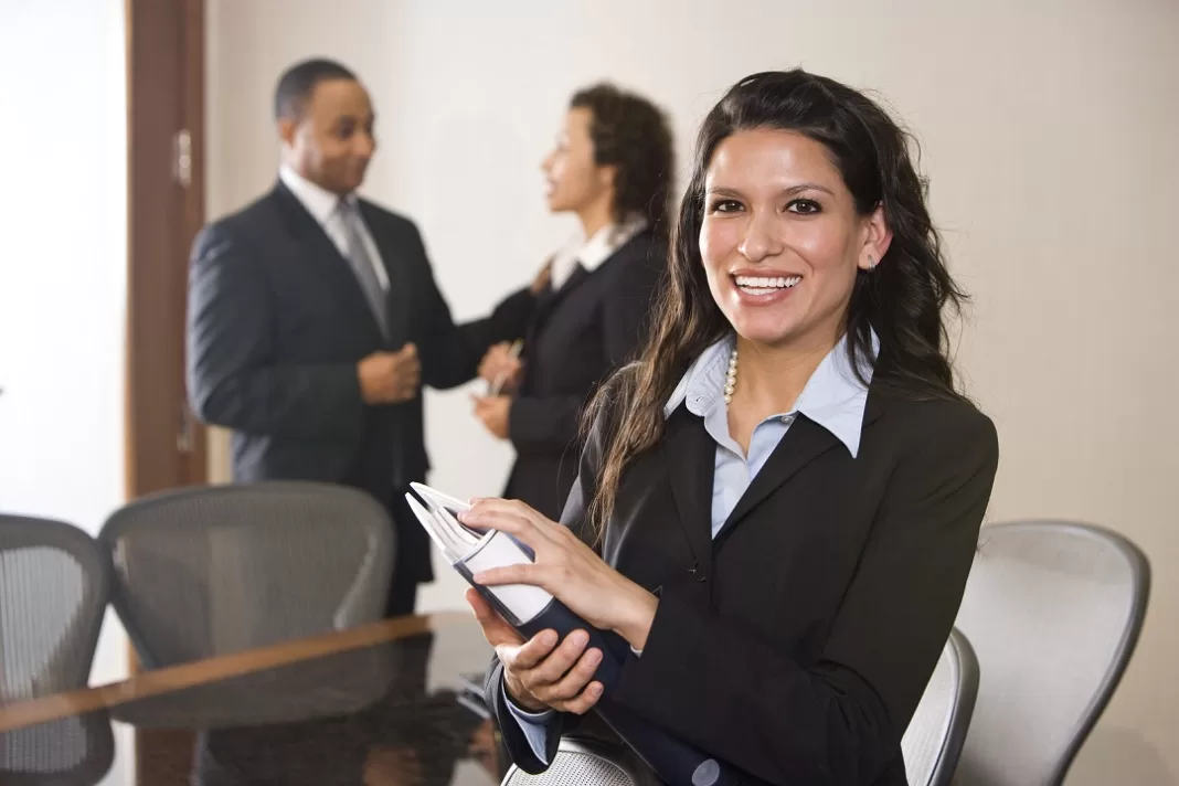 El informe señala que la hostelería es el principal empleador dentro del sector de viajes y turismo para mujeres, y representa más de la mitad (52%) de todo el empleo femenino en 2019.