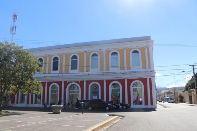 El Museo Carnaval Vegano es un espacio que recibe la historia y evoluci&oacute;n de esta tradici&oacute;n folcl&oacute;rica de la ciudad de La Vega.