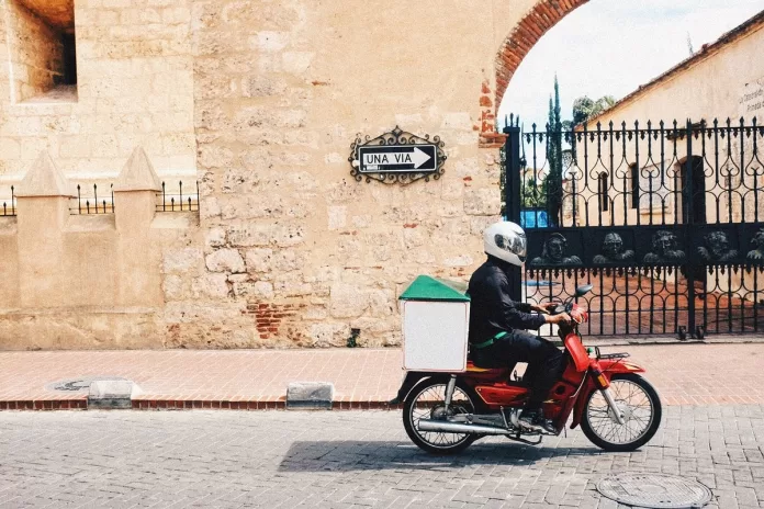 Una calle de Santo Domingo Colonial en República Dominicana.