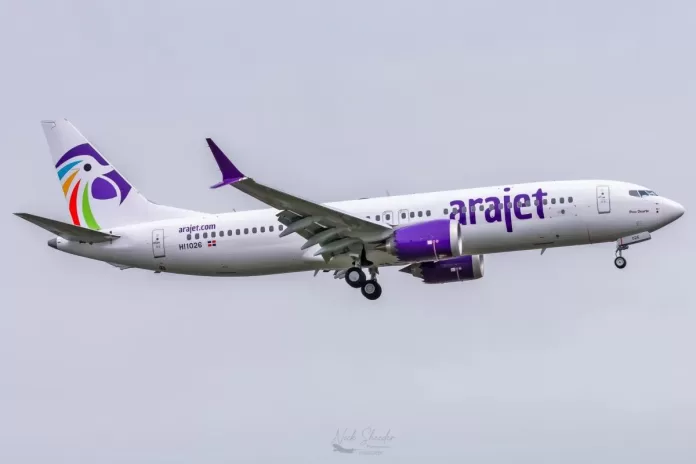 Avión de Arjaet en el aire.
