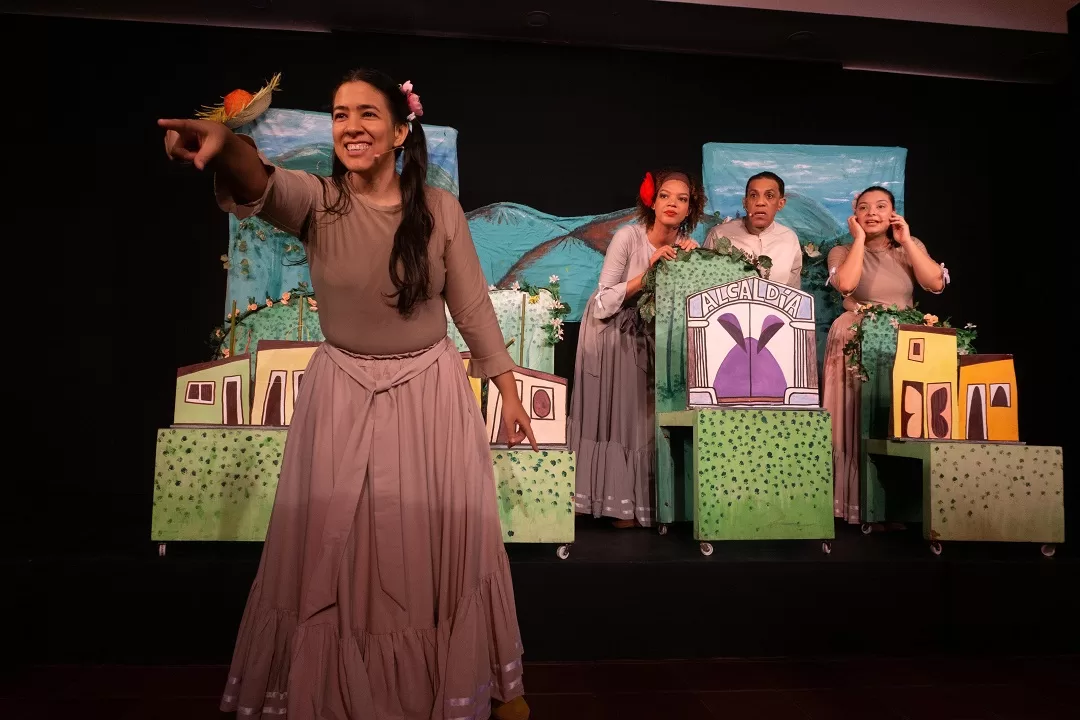 La obra de teatro Cantare de Cigarra también estuvo en la apertura de la temporada de teatro Banreservas