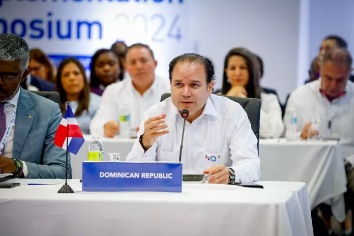 Viceministro de Relaciones Exteriores, Hugo Rivera
