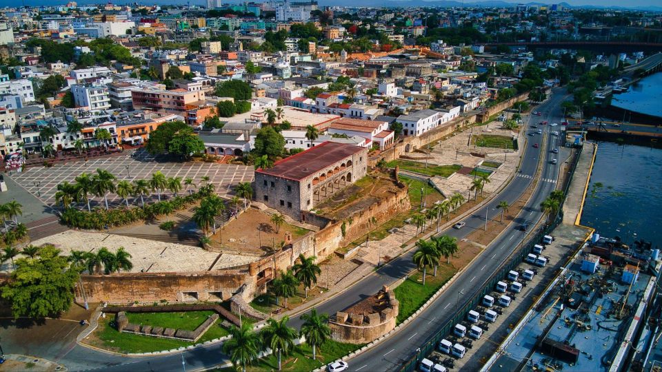 Vista aérea del casco histórico de la ciudad de Santo Domingo.