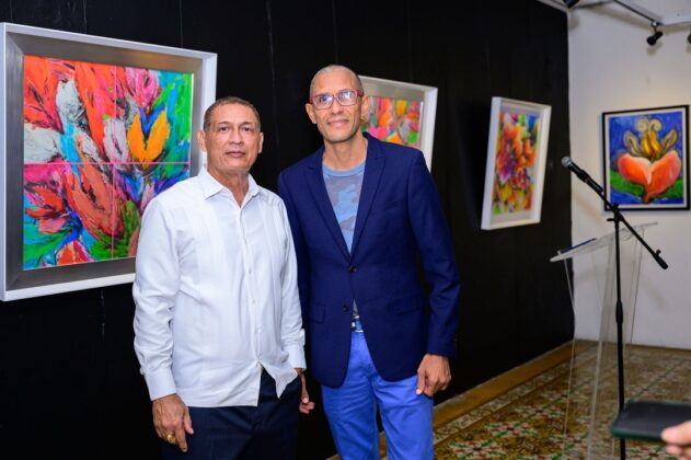 Adolfo Faringthon lleva P A S S I O N a Casa de Cultura de Puerto Plata 2