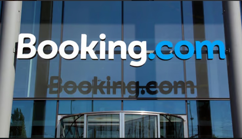 España multa a Booking.com