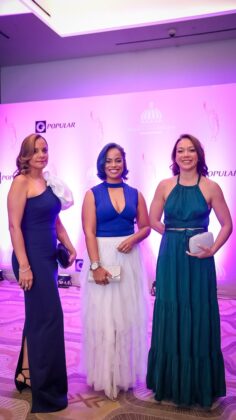 Gala del Premio Mujeres que Inspiran reconoce aportes y diversidad de cinco grandes profesionales