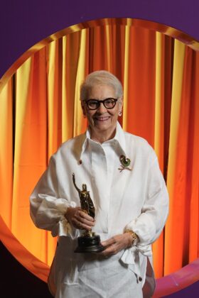 Gala del Premio Mujeres que Inspiran reconoce aportes y diversidad de cinco grandes profesionales