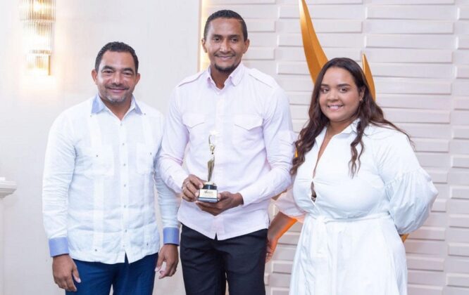 Carlos Rodolí, Oscar Peral, Yokasta Almonte