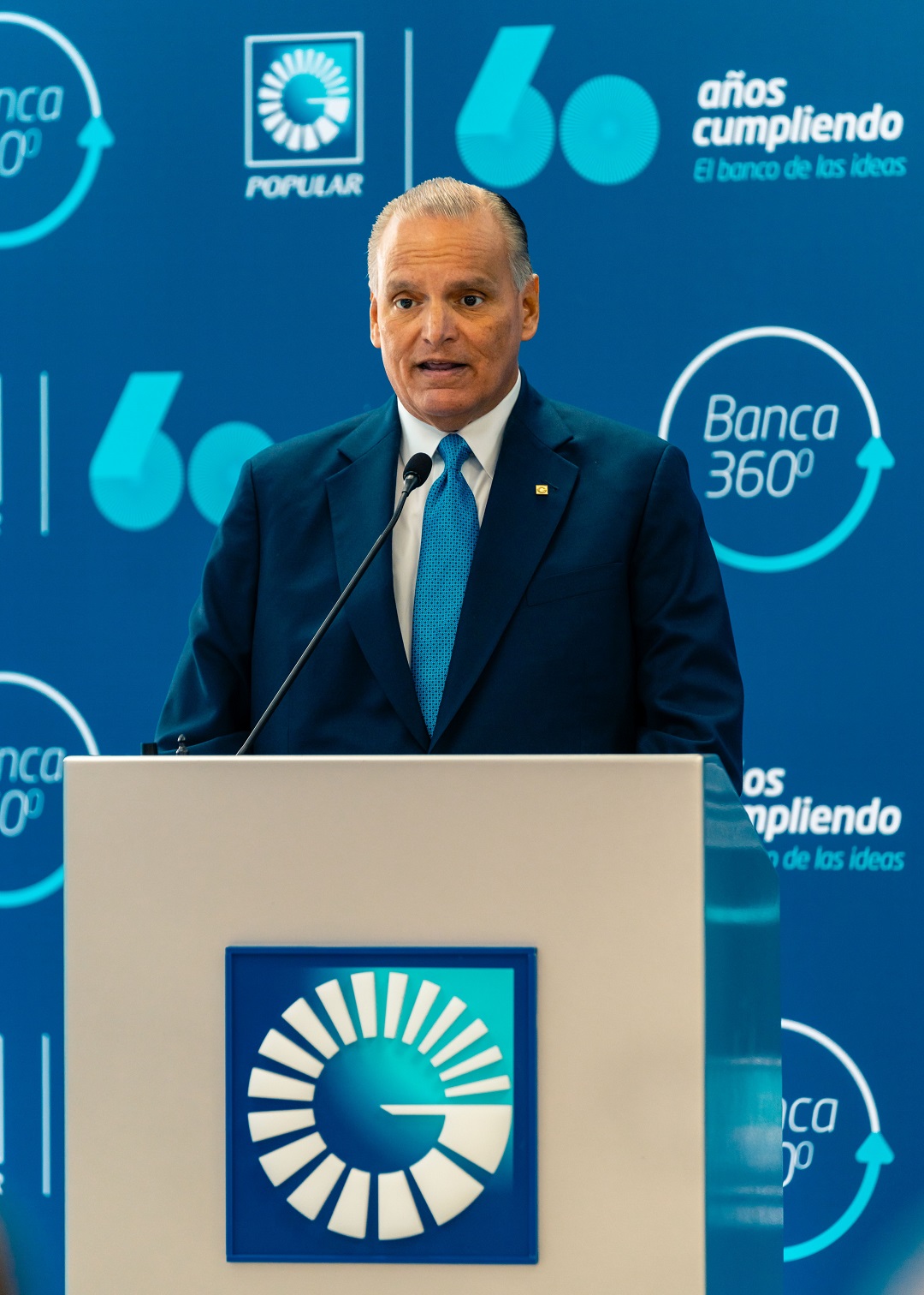El señor Luis E. Espínola, vicepresidente ejecutivo de Negocios Empresariales y de Inversión