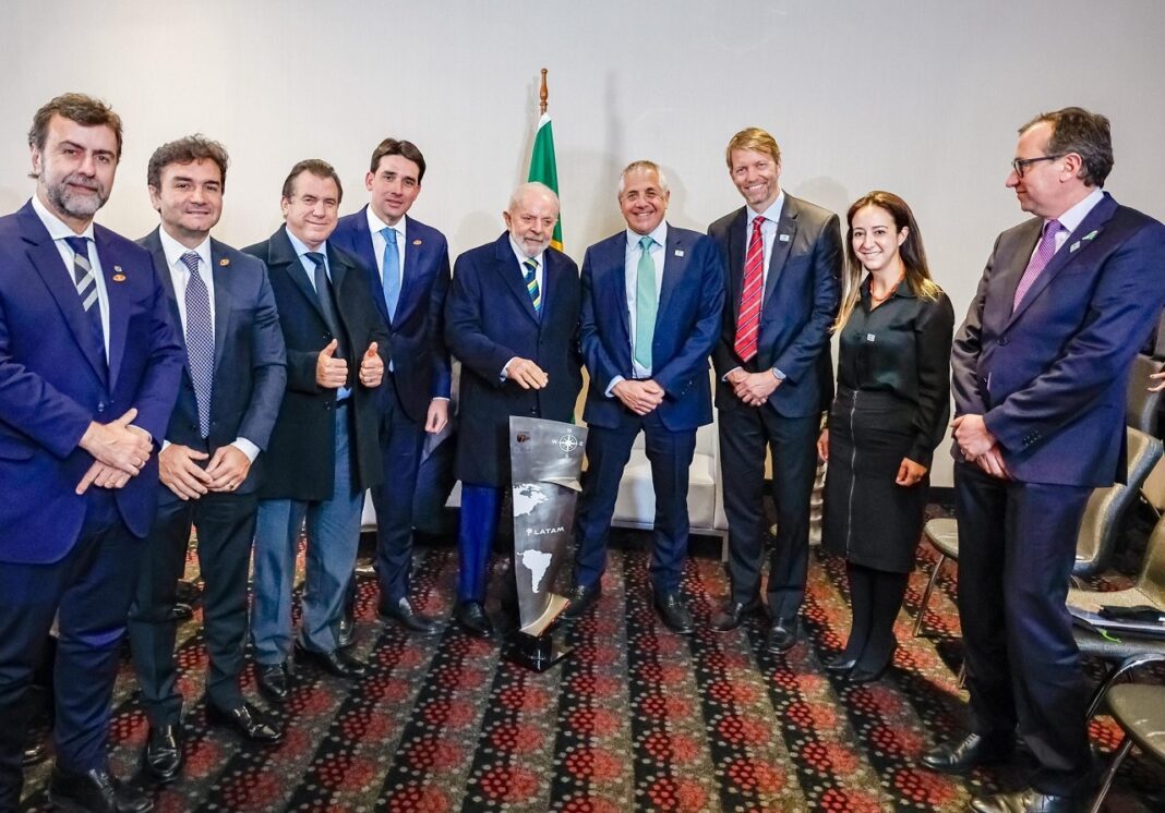 Reunión de los ejecutivos de Latam Airline Brasil con el presidente Lula da Silva en Santiago de Chile