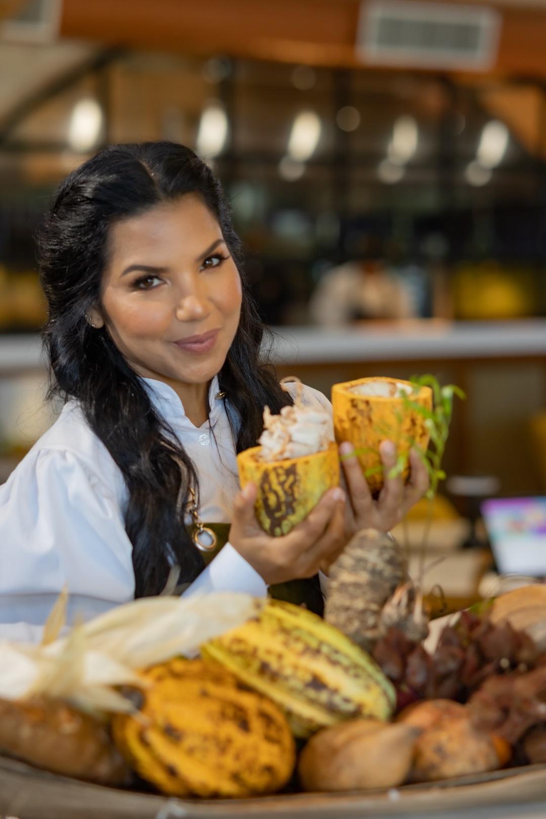 La chef Tita, es jefa de cocina de los restaurantes Morisoñando y Aguají, desde donde rinde homenaje a las raíces gastronómicas dominicanas.