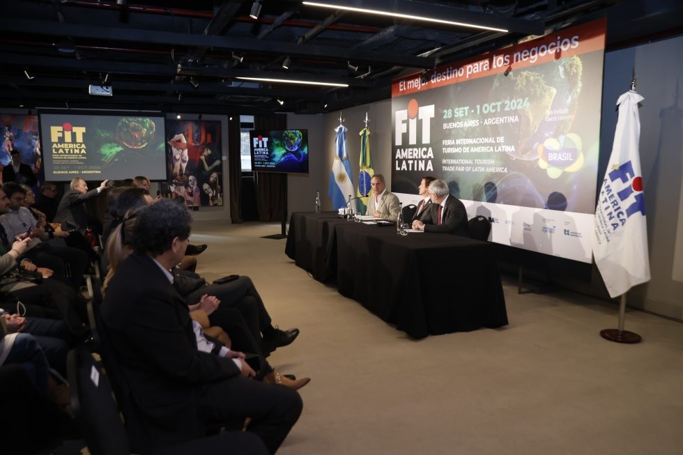 Acto de lanzamiento de la 28° Edición de la Feria Internacional de Turismo de América Latina -FIT 2024-