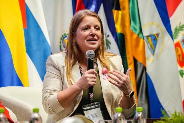 La ministra de Turismo del Paraguay, Angie Duarte,