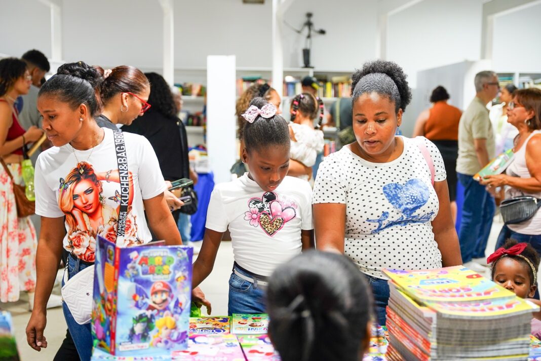 Las visitas a la FILSD 2024 superaron las 220 mil personas y se registraron ventas generales por más de 57 millones de pesos