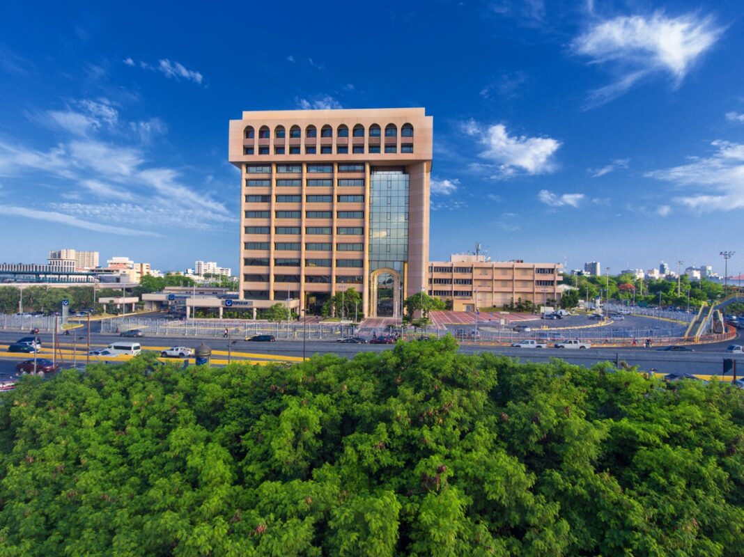 Vista de la sede principal del Banco Popular Dominicano
