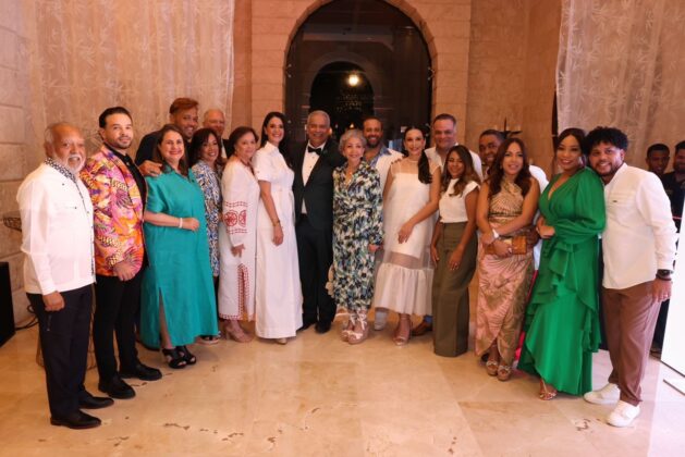 Invitados del evento Puerto Plata Bridal 2024, cóctel inaugural
