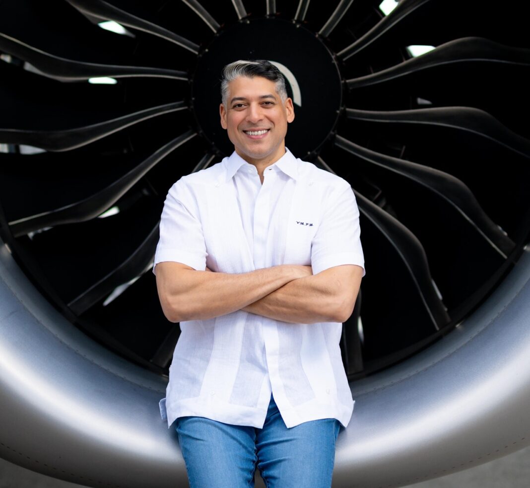 Victor Pacheco Mendez, fundador de Arajet Airlines