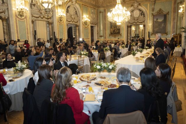 El desayuno de cierre ofrecido por el Ministerio de Turismo fue realizado en el Casino de Madrid.