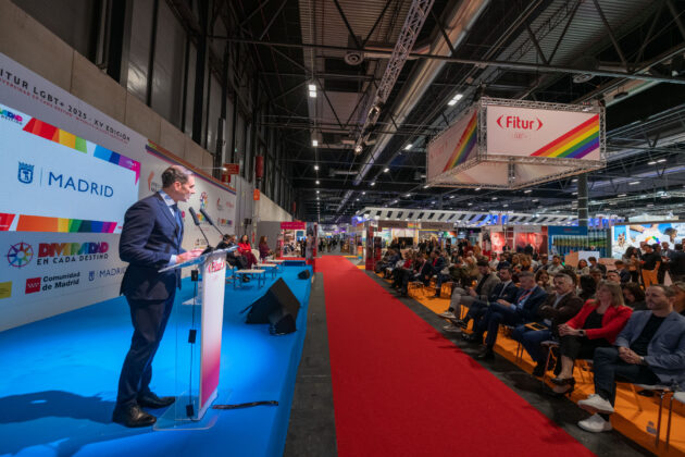 Jornada de trabajo de la sección Fitur LGTB