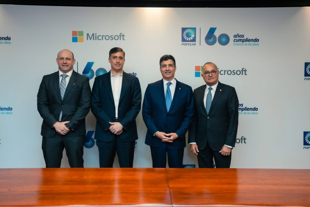 De izquierda a derecha, los señores Herbert Lewy, Alberto Arciniega, Christopher Paniagua y Juan Lehoux.