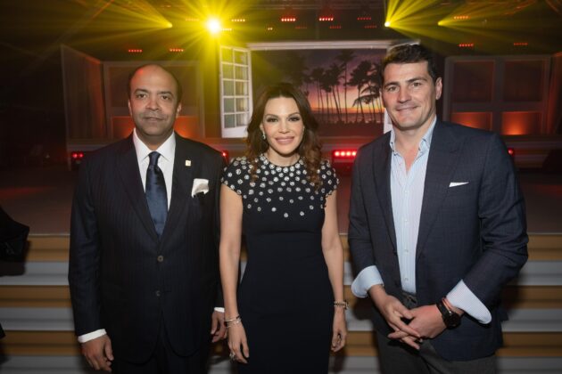 Samuel Pereyra, Noelia García y el futbolista español Iker Casillas