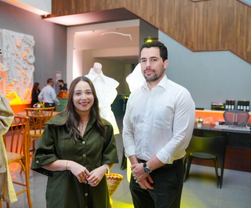 Gina Mejía y Carlos Álvarez