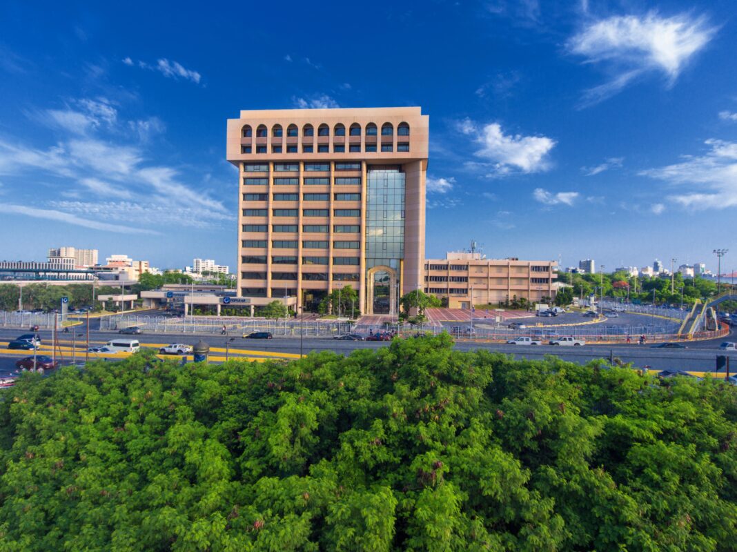 Torre Popular, sede del Banco Popular Dominicano