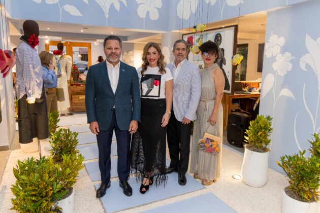 Eduardo Cruz, Karina Cortorreal, Juan Julio Bodden y Tamara de Bodden