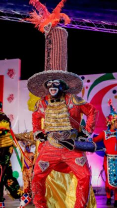 El Califé en el Carnaval de Santiago de los Caballeros