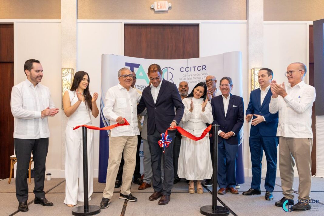 La Exposición Comercial Dominicana presentó a los proveedores dominicanos compradores potenciales de las Islas Turcas y Caicos, promoviendo el comercio en sectores como la distribución de alimentos, frutas, vegetales, materiales de construcción, los suministros hoteleros, atención sanitaria, entre otros