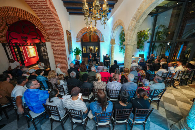 El encuentro realizado en el Centro Cultural Taíno Casa del Cordón reunió a especialistas en historia, género y cultura taína