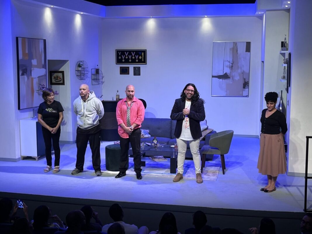 Escena de la obra Desde el mismo vientre que vuelve a escena en Galería 360