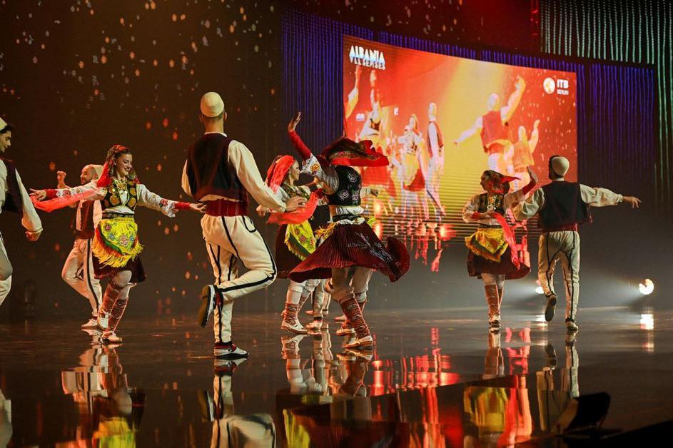 Expectáculo artístico de Albania en la apertura de la ITB Berlín 2025 2
