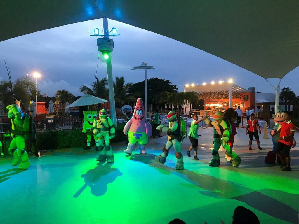 Nickelodeon Hotels & Resorts Punta Cana ubicado en Uvero Alto, Punta Cana, República Dominicana, encantará a familias con niños y adultos obsesionados con los personajes Nickelodeon.
