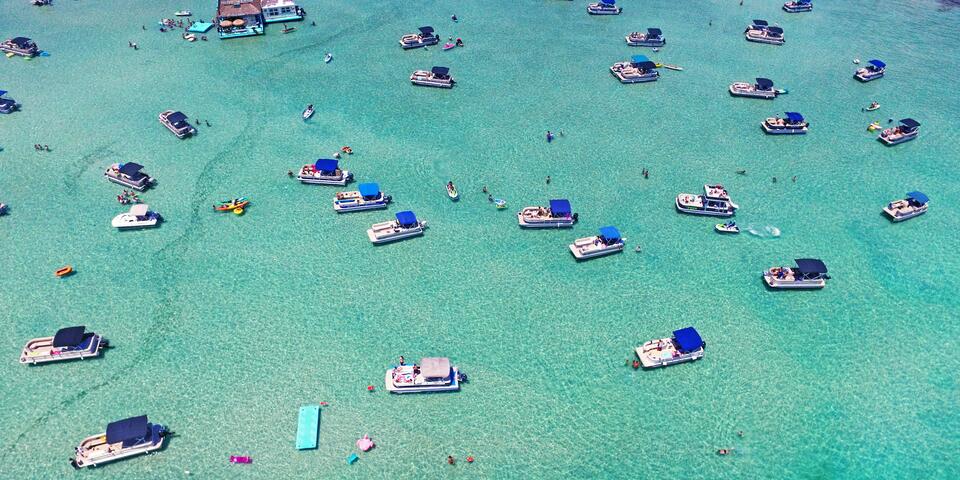 Detroit encabezará el grupo con nuevos vuelos los sábados a cuatro destinos populares de verano como son Punta Cana, República Dominicana (PUJ);